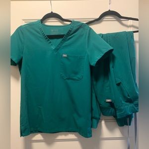 Figs Hunter Green Scrubs